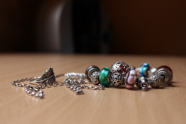 Bracelets et bijoux Pandora